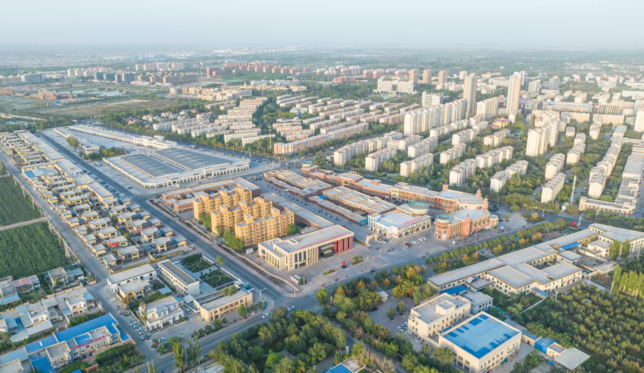 从盐碱村到幸福村