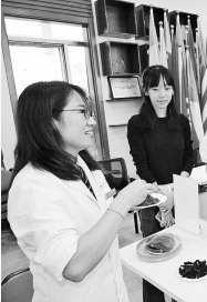 让青年教师潜心科研、安心育人 让青年教师潜心科研、安心育人