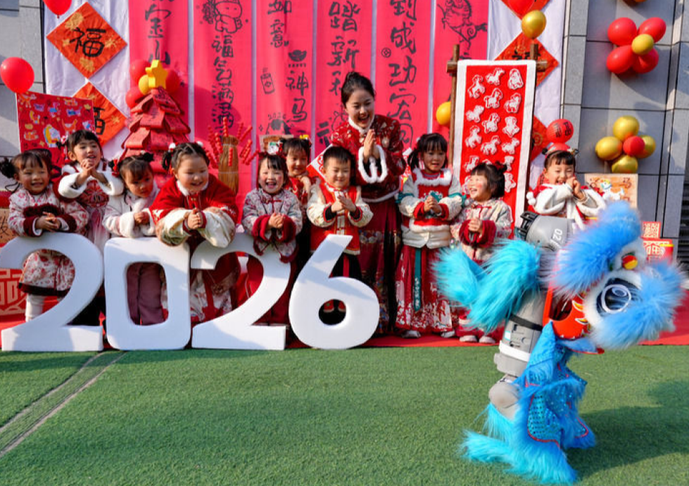 以奔跑之姿 赴未来之约——从全国两会看开局之年新步伐