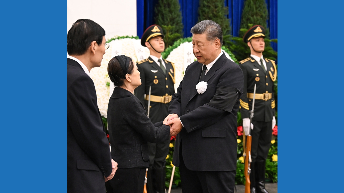朱镕基同志遗体在京火化 习近平等到八宝山革命公墓送别