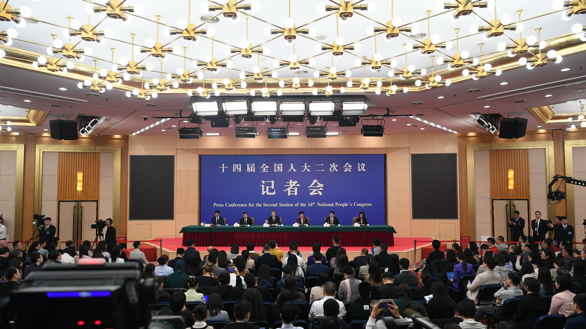 十四届全国人大二次会议举行民生主题记者会——把民生实事一件一件办好